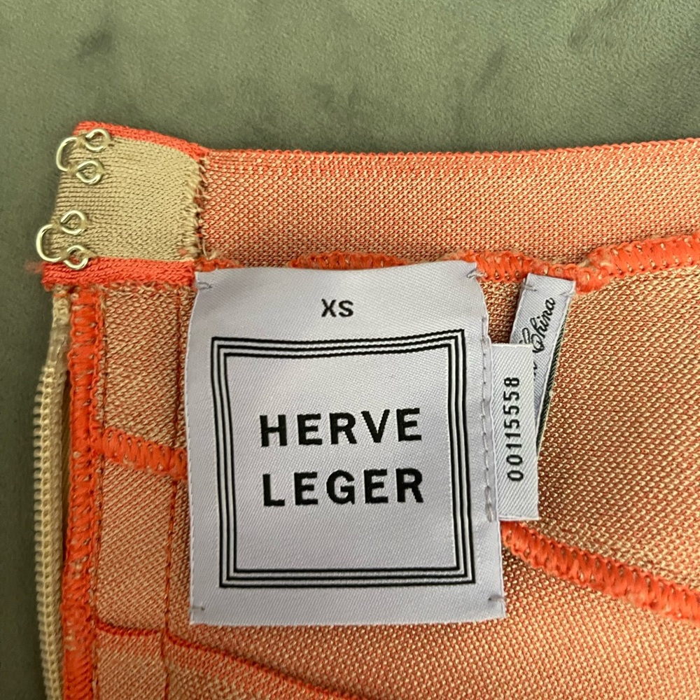 Hervé Léger dress from the 2011 collection - Picture 4 of 4